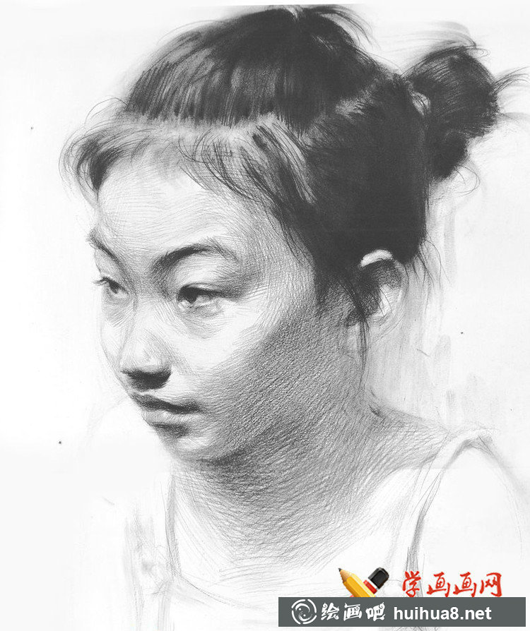 鲁美学生优秀素描头像作品