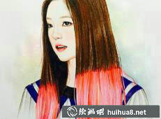 彩铅画作品《长的像赵薇的女孩》