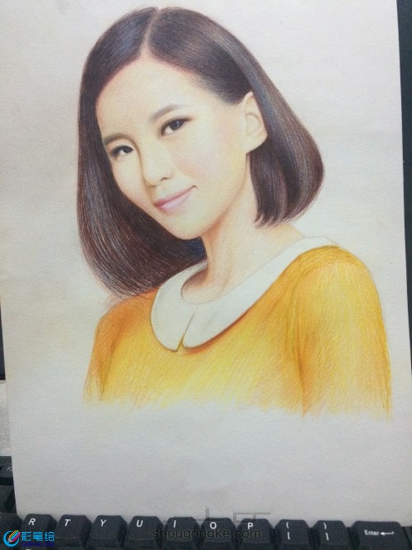 有时候画一幅作品,照片素材选择也很重要!会为作品加分不少!如果说艺术来源于生活!那么一幅美术作品的好坏也来源于素材!